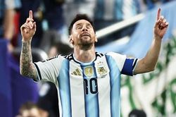 Messi phá kỷ lục mà Ronaldo tự hào nhất ở World Cup