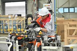 Luật Công nghiệp trọng điểm: Đột phá thể chế từ chủ trương phát triển công nghiệp của Đảng