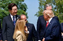 Hàn Quốc đề nghị ông Trump thúc đẩy đối thoại với Triều Tiên
