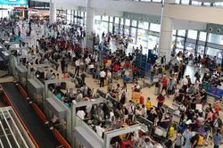 Chậm chuyến từ 4 giờ trở lên, hãng hàng không phải hoàn vé và bồi thường cho hành khách