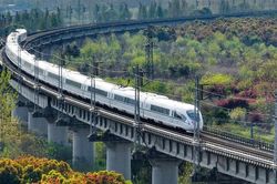 Đường sắt mang lại lợi ích lớn cho du lịch Trung Quốc