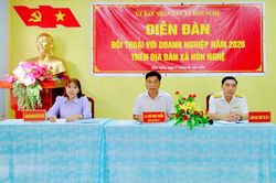 UBND xã Hòn Nghệ đối thoại với doanh nghiệp