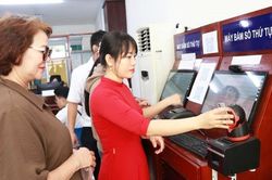 Tạm dừng bổ nhiệm lãnh đạo cấp phòng và dừng tuyển viên chức ở nhiều địa phương
