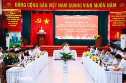 Bí thư Thành ủy Vũ Hồng Văn làm việc với Ban Chấp hành Đảng bộ phường Long Thành