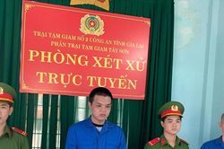 Xét xử trực tuyến vụ 'Tàng trữ trái phép chất ma túy'