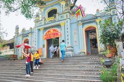 Siết quản lý nguồn thu di tích