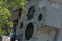 Archimedes: Vũ khí laser tự hành giúp Mỹ giải bài toán drone giá rẻ