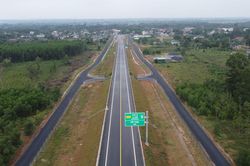 Mở rộng cao tốc Cam Lộ - La Sơn: Yêu cầu hoàn thành quy mô 4 làn xe vào cuối năm 2026