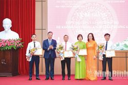 Ninh Bình sau 1 năm thực hiện chính quyền địa phương 2 cấp: Xây dựng nền quản trị địa phương hiện đại, phục vụ nhân dân tốt hơn