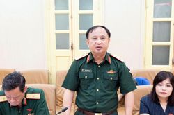 Đo&agrave;n khảo s&aacute;t của Ủy ban Quốc ph&ograve;ng, An ninh v&agrave; Đối ngoại l&agrave;m việc với Tập đo&agrave;n H&oacute;a chất Việt Nam