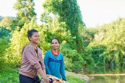 Sinh kế dưới những tán rừng giữa đại ngàn Trường Sơn đang... mỏng dần