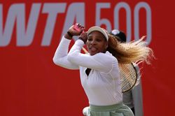Serena Williams sớm dừng bước tại Berlin Open
