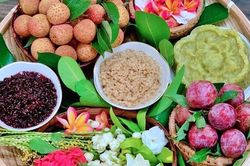 Tết Đoan ngọ và những phong tục tập quán thú vị