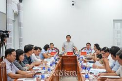 Phó Chủ tịch UBND tỉnh Lê Văn Sử đối thoại, giải quyết khiếu nại của công dân