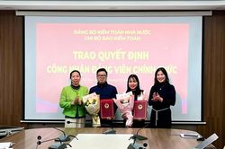 N&acirc;ng cao chất lượng sinh hoạt chi bộ trong giai đoạn mới