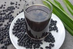 Người mắc 1 trong 5 bệnh này không được uống nước đỗ đen rang