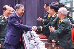 Tổng Bí thư, Chủ tịch nước dự Đại hội Hội Cựu chiến binh Việt Nam lần thứ VIII