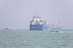 Chi tiết thỏa thuận lịch sử Mỹ - Iran: Ai quản lý eo biển Hormuz?