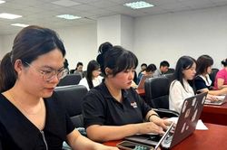 'B&aacute;o ch&iacute; Việt Nam - Trung th&agrave;nh, s&aacute;ng tạo, tr&aacute;ch nhiệm trong kỷ nguy&ecirc;n mới'