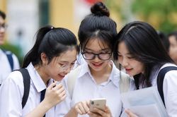Mới nhất về việc c&ocirc;ng bố điểm thi lớp 10 ở H&agrave; Nội: Lần đầu &aacute;p dụng h&igrave;nh thức n&agrave;y