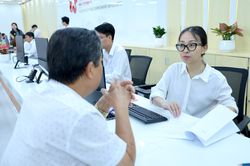 Đề xuất mới của Bộ Nội vụ về phân bổ biên chế công chức cấp tỉnh, xã