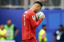 Chi tiết đặc biệt trên áo đấu của Ronaldo