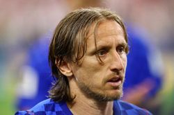 Ngày Modric đánh mất quyền năng