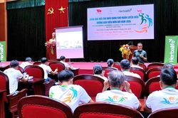 Gần 100 học viên tham gia khóa học bơi cứu đuối, chung tay bảo vệ trẻ em trước mùa hè