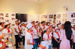 Tăng cường giáo dục truyền thống cách mạng, bồi dưỡng lý tưởng cho thế hệ trẻ