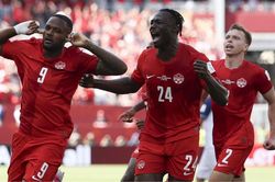 Si&ecirc;u m&aacute;y t&iacute;nh dự đo&aacute;n kết quả trận Canada vs Qatar