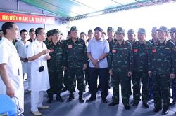 Diễn tập triển khai bệnh viện d&atilde; chiến cấp 3 ngay tại thực địa