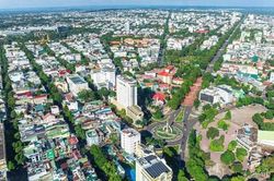 1.000 đại biểu, nh&agrave; đầu tư tham dự hội nghị c&ocirc;ng bố điều chỉnh quy hoạch v&agrave; x&uacute;c tiến đầu tư tỉnh Đắk Lắk