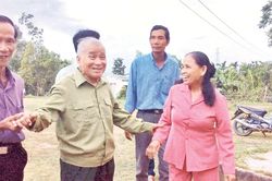 Ngọn lửa &acirc;m thầm ch&aacute;y m&atilde;i