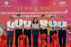 Kết nối n&ocirc;ng sản, sản phẩm OCOP v&agrave;o hệ thống b&aacute;n lẻ hiện đại
