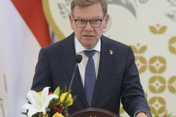 Đức tiết lộ kế hoạch quan trọng ở eo biển Hormuz; Iran thông báo dứt khoát