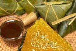 Tết Đoan Ngọ cận kề, món bánh truyền thống nào đang được đặt mua nhiều nhất?