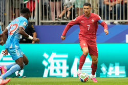 Ronaldo 'tịt ngòi', Bồ Đào Nha hòa CHDC Congo