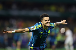 World Cup 2026: Luis Diaz tỏa s&aacute;ng gi&uacute;p Colombia đ&aacute;nh bại Uzbekistan