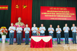 Trung đo&agrave;n Kh&ocirc;ng qu&acirc;n 930 xuất qu&acirc;n hỗ trợ x&acirc;y dựng trường học tại x&atilde; A Vương (TP Đ&agrave; Nẵng)