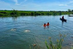 Hai mẹ con gặp nạn trên sông ở Huế, tìm thấy thi thể người phụ nữ mất tích cách hiện trường 200 m