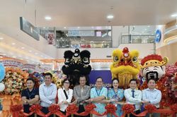 OMP Alliance ra mắt trạm giặt sấy tự phục vụ và di động thông minh Omywash tại TPHCM