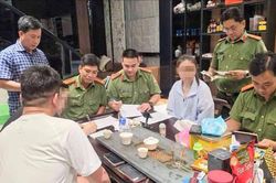 C&ocirc;ng an TPHCM r&agrave; so&aacute;t, kiểm tra người nước ngo&agrave;i cư tr&uacute; tr&aacute;i ph&eacute;p