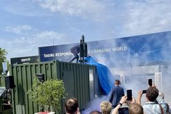 [GALLERY] Đức giới thiệu container 'tử thần' ph&oacute;ng h&agrave;ng loạt UAV tuần k&iacute;ch