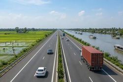 Lưu ý một số vấn đề liên quan đề xuất xây cao tốc CT.33