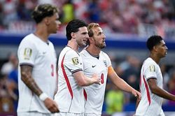 Trực tiếp Anh vs Croatia 3-2 (H2): Tuyển Anh thay liền 3 người