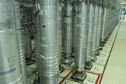 Iran cam kết pha lo&atilde;ng uranium theo thỏa thuận với Mỹ