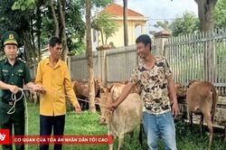 Đồng h&agrave;nh c&ugrave;ng người d&acirc;n bi&ecirc;n giới tr&ecirc;n h&agrave;nh tr&igrave;nh giảm ngh&egrave;o