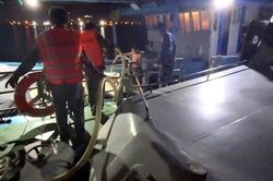 Tàu cá bị phá nước trên vịnh Đà Nẵng, 10 thuyền viên phát tín hiệu cầu cứu
