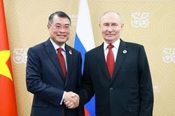 Tổng thống Putin: Việt Nam là người bạn keo sơn của Nga