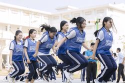 Giải b&agrave;i to&aacute;n th&uacute;c đẩy sự tham gia thể thao của học sinh nữ tuổi dậy th&igrave;